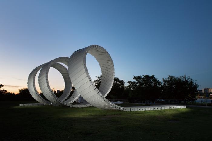 스크롤-흐르는 이야기