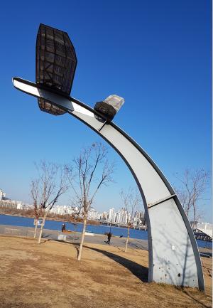 비행기 꼬리 조형물