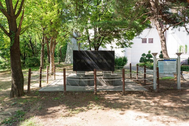 천주의열윤봉길의사숭모비