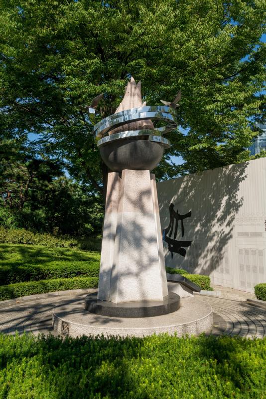 4·19 상징 기념탑